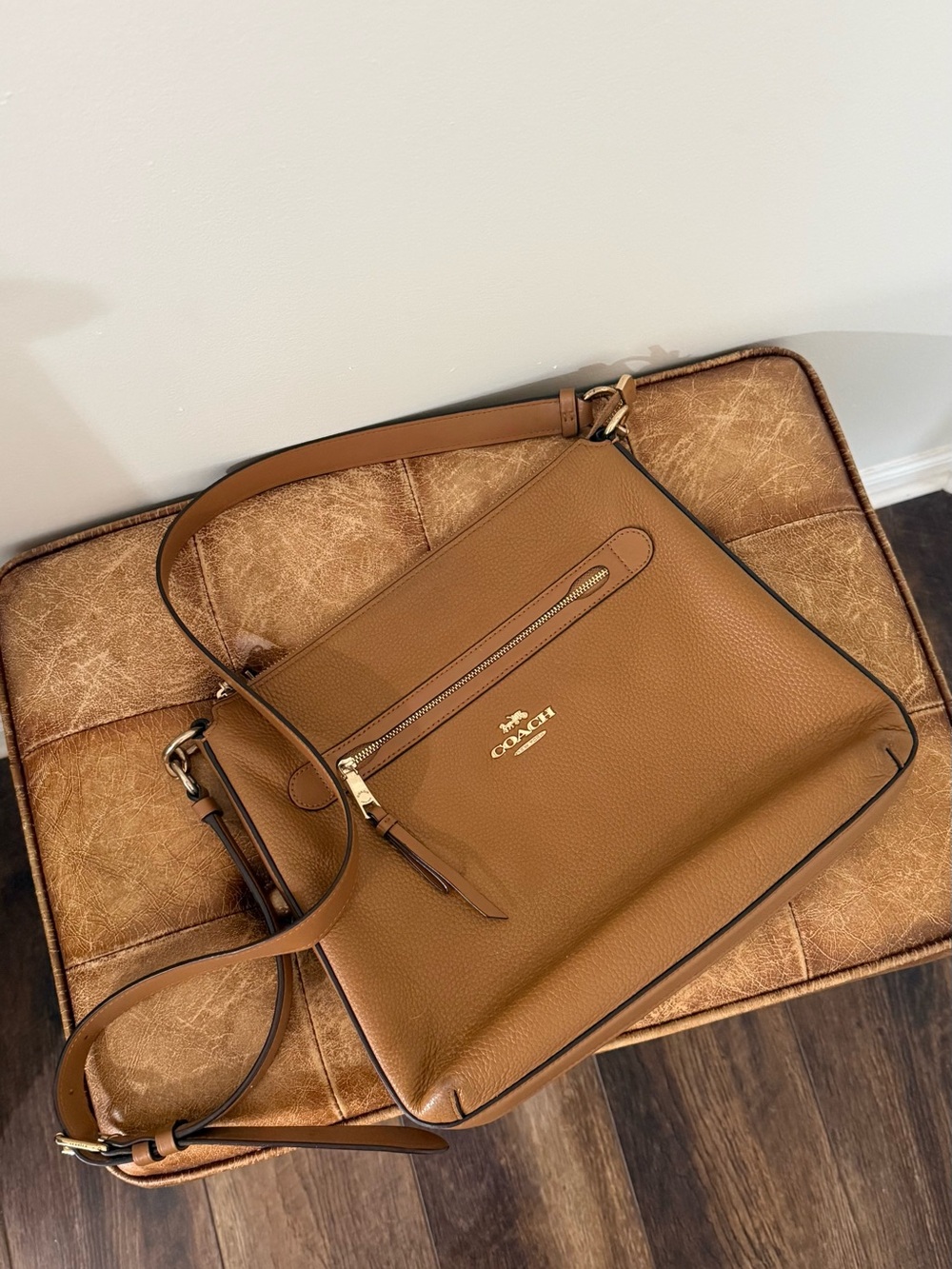 COACH Mae File Crossbody In Signature Leather